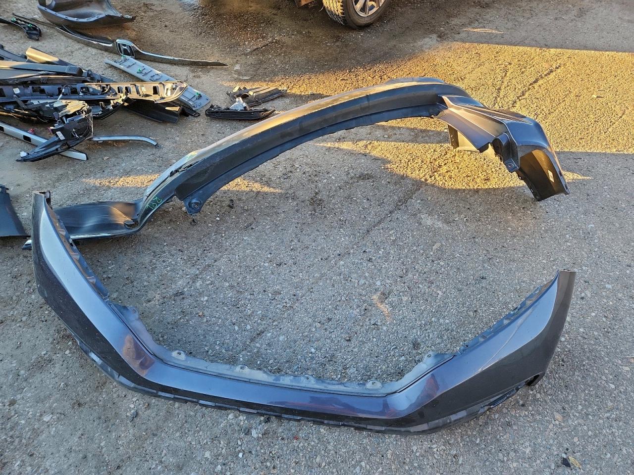 2022 Honda Cr-V Touring VIN: 2HKRW2H92NH611341 Lot: 94746935