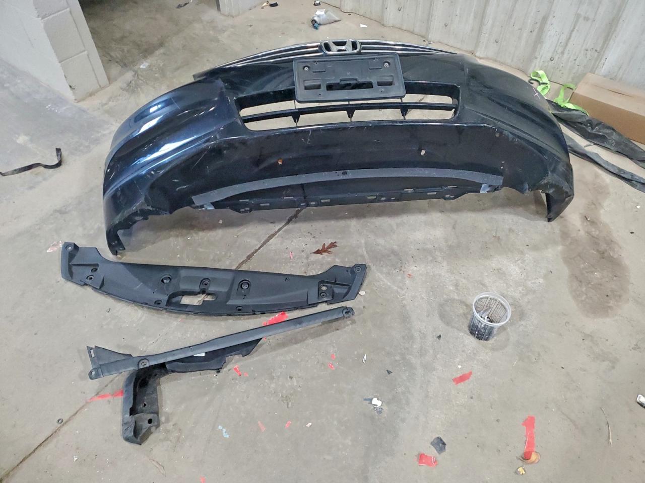 2011 Honda Accord Lx VIN: 1HGCP2F38BA022977 Lot: 94310865