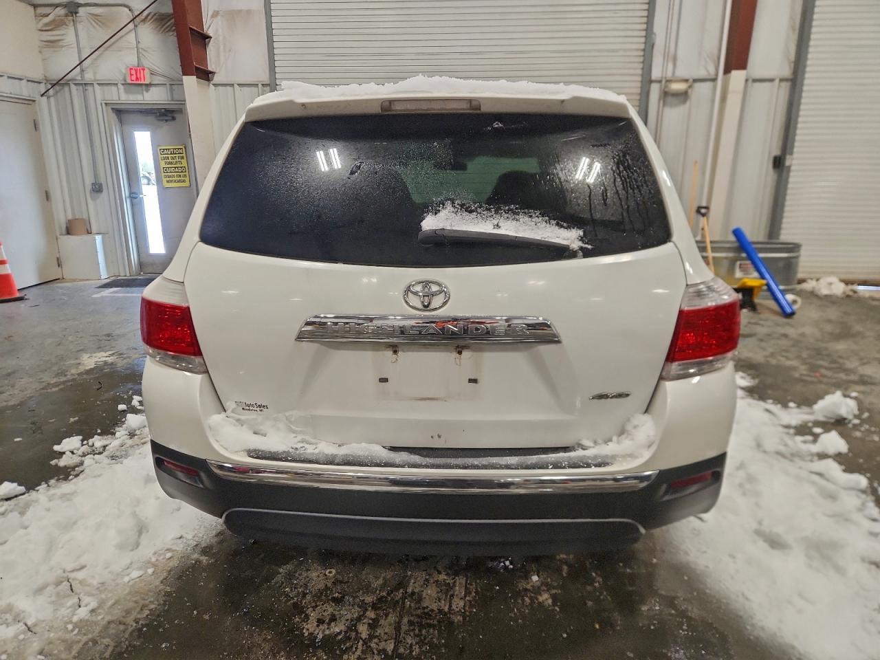 2013 Toyota Highlander Base VIN: 5TDBK3EH3DS218763 Lot: 96796185