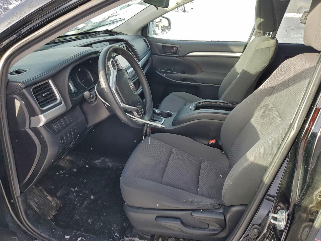 2019 Toyota Highlander Le VIN: 5TDBZRFH6KS917346 Lot: 93871905