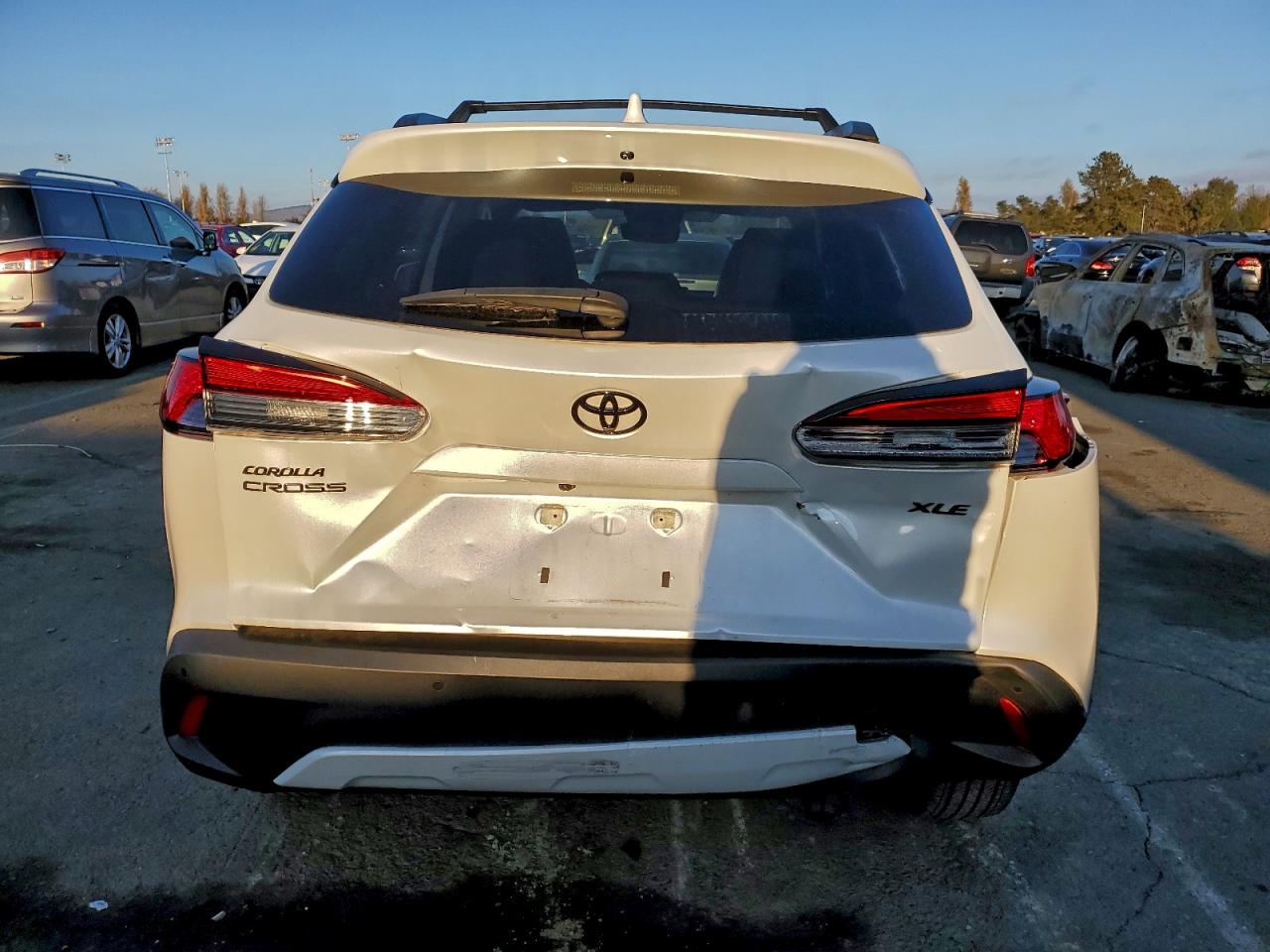 2024 Toyota Corolla Cross Xle VIN: 7MUDAAAG4RV088048 Lot: 94765015