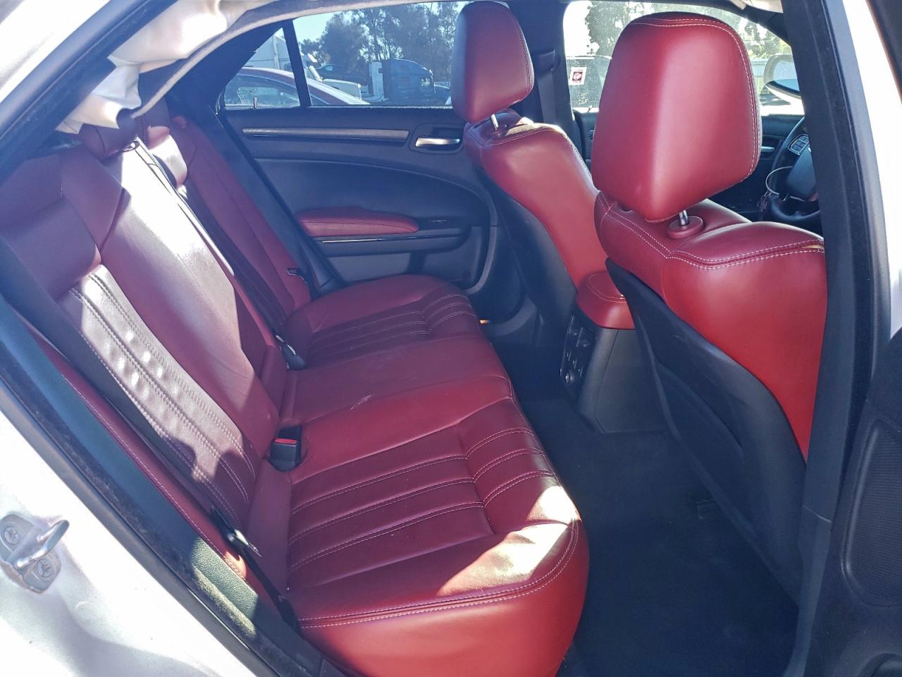 2014 Chrysler 300 S VIN: 2C3CCABG7EH186227 Lot: 95137855