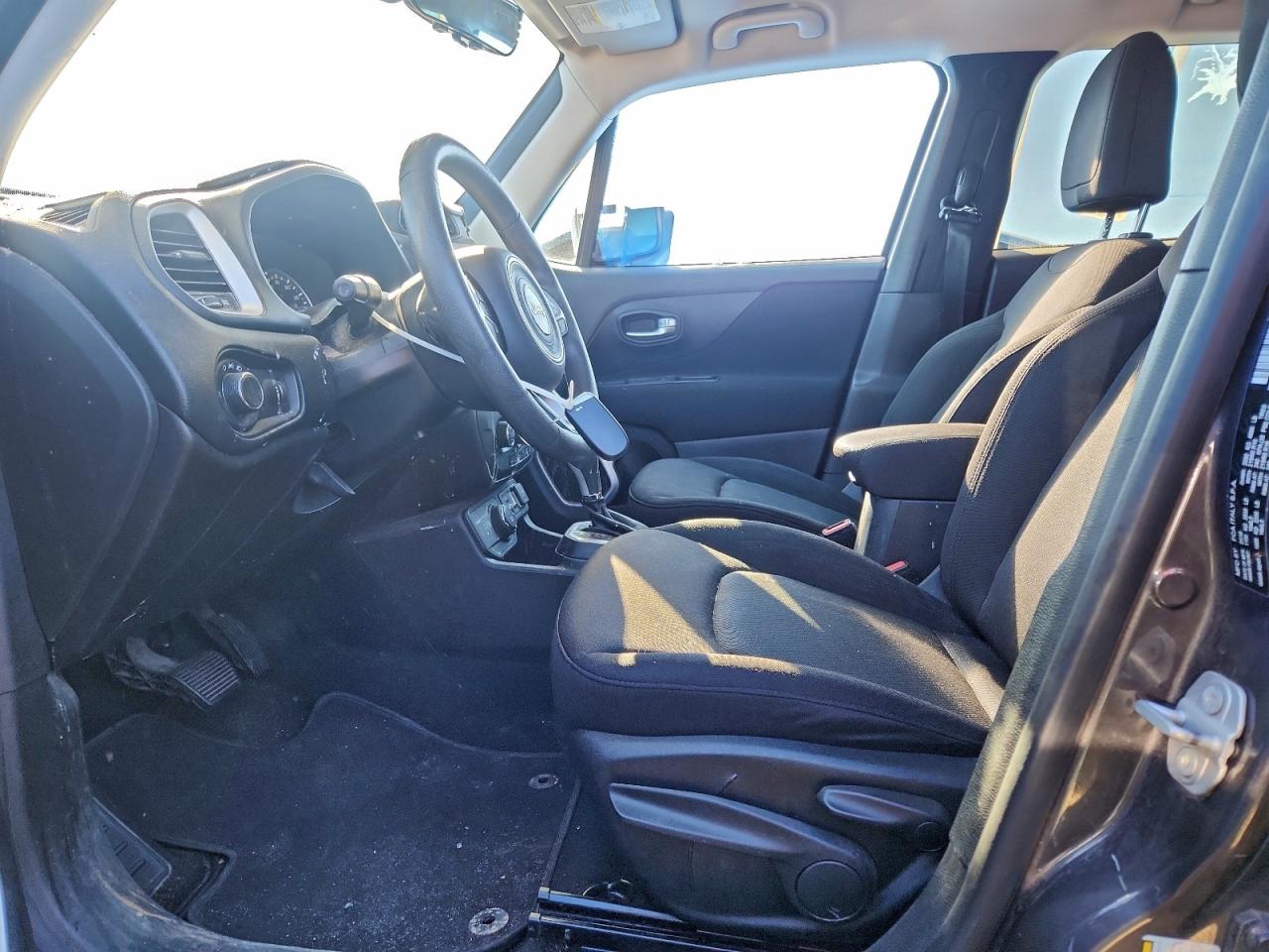 2018 Jeep Renegade Sport VIN: ZACCJBAB0JPG94643 Lot: 94718625