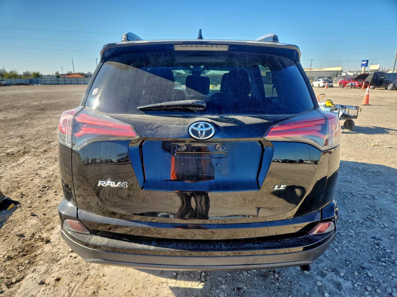 2018 Toyota Rav4 Le VIN: 2T3ZFREV5JW489264 Lot: 96185585