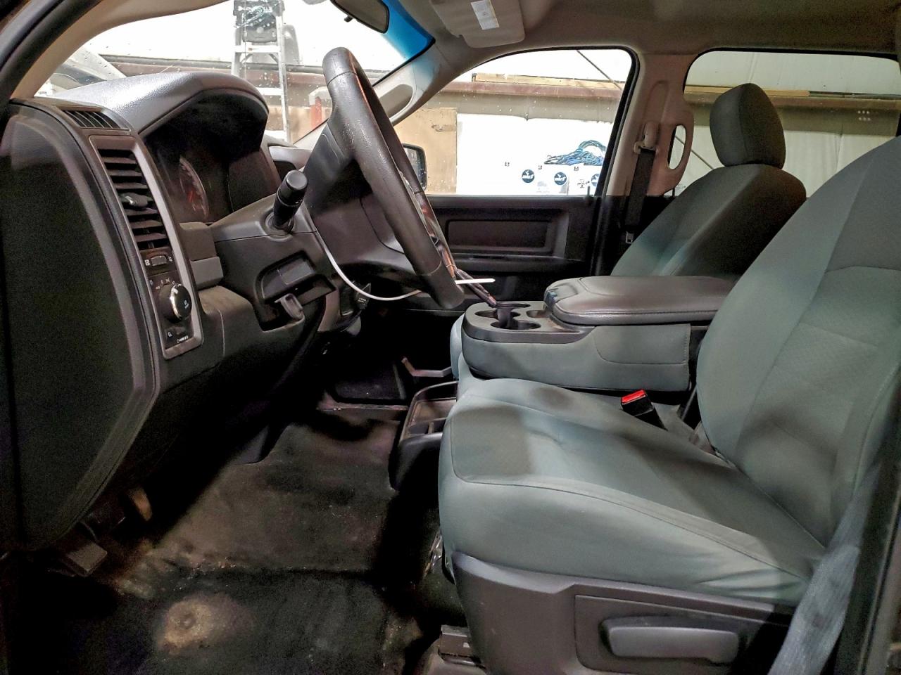 2017 Ram 1500 St VIN: 3C6RR7KT4HG774487 Lot: 94293335