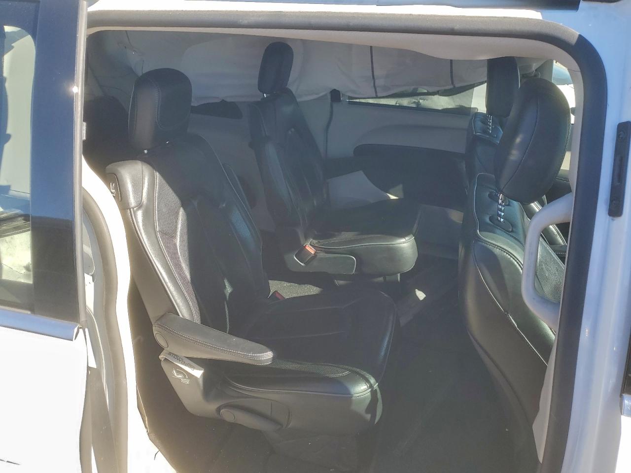 2019 Chrysler Pacifica Limited VIN: 2C4RC1GGXKR617230 Lot: 95194815