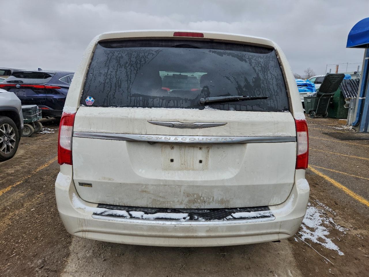 2011 Chrysler Town & Country Touring VIN: 2A4RR5DG7BR645460 Lot: 94927535