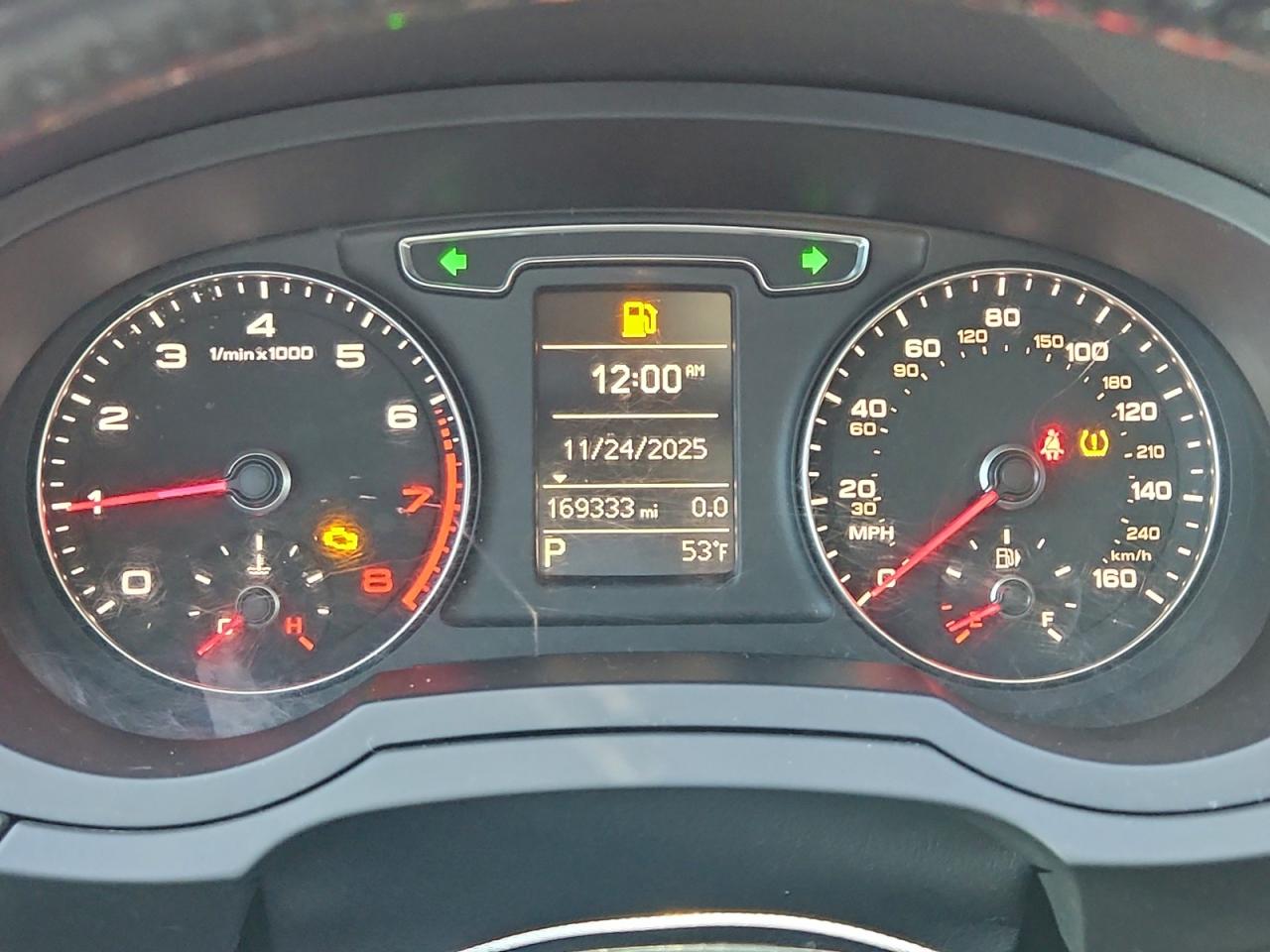 2017 Audi Q3 Premium VIN: WA1BCCFS1HR012105 Lot: 95340275