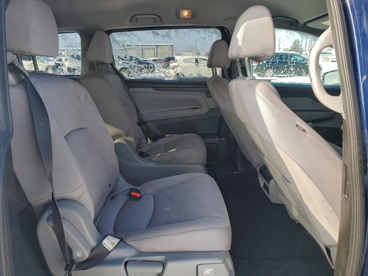 2018 Honda Odyssey Lx VIN: 5FNRL6H27JB104057 Lot: 94986605