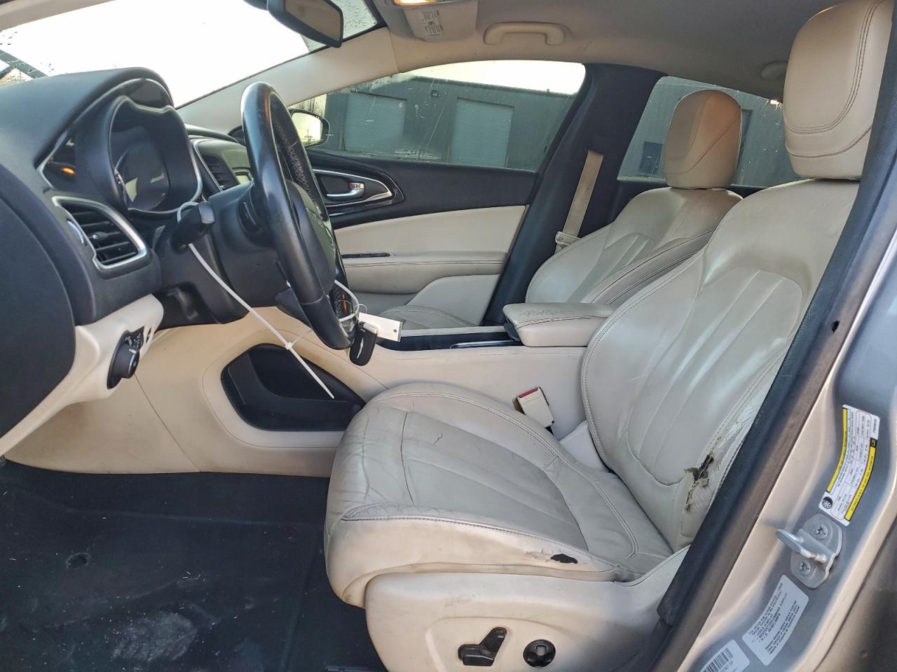 2015 Chrysler 200 C VIN: 1C3CCCCBXFN539423 Lot: 95745185