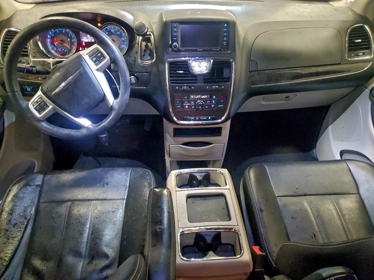 2016 Chrysler Town & Country Touring VIN: 2C4RC1BG1GR232587 Lot: 95129955