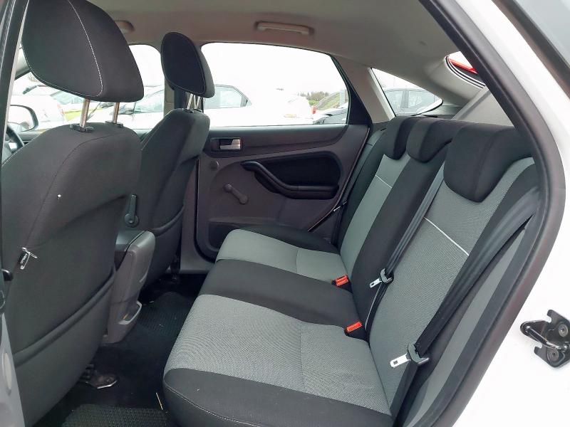 2010 FORD FOCUS 1.6 ZETEC 5DR