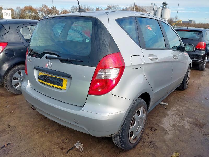 2011 MERCEDES-BENZ A CLASS A160 BLUEEFFICIENCY CLASSIC SE 5DR
