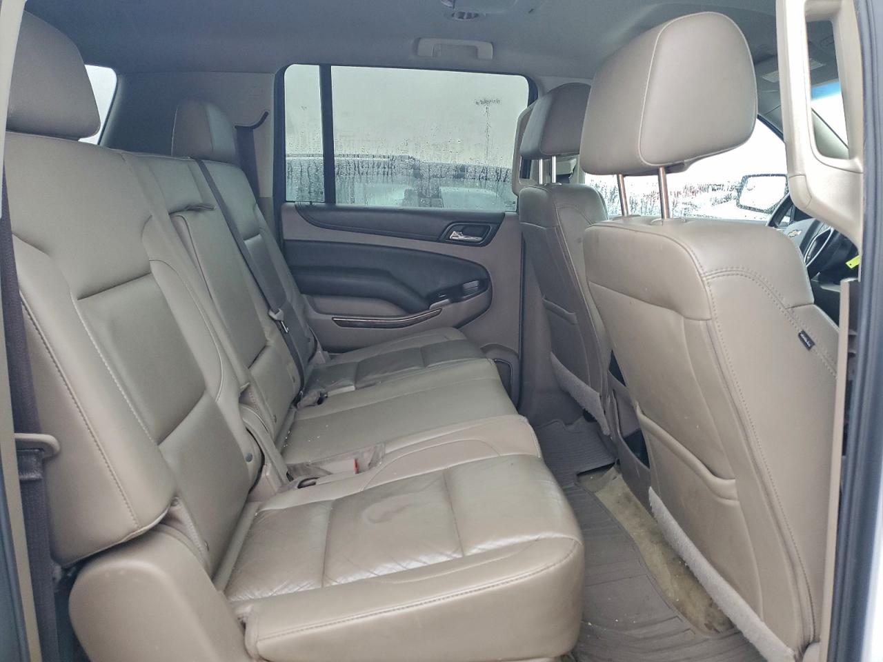 2017 Chevrolet Suburban C1500 Lt VIN: 1GNSCHKC0HR152591 Lot: 94637415