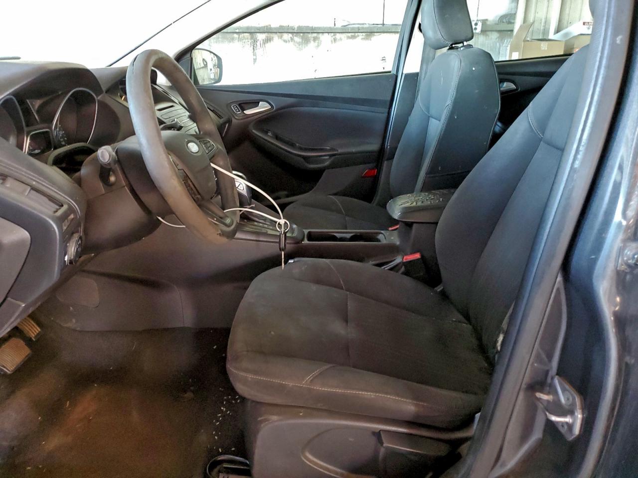 2015 Ford Focus Se VIN: 1FADP3F21FL294402 Lot: 97034715