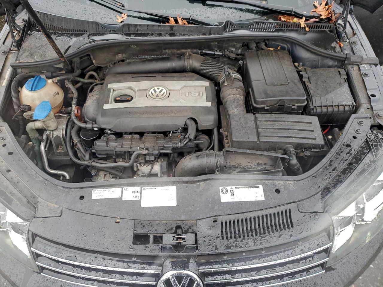 2013 Volkswagen Eos Komfort VIN: WVWBW8AH0DV000843 Lot: 94850115