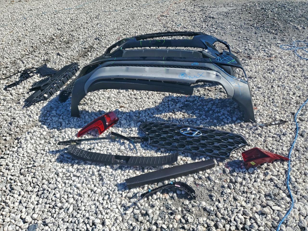 2019 Hyundai Santa Fe Se VIN: 5NMS23AD8KH082875 Lot: 95844415