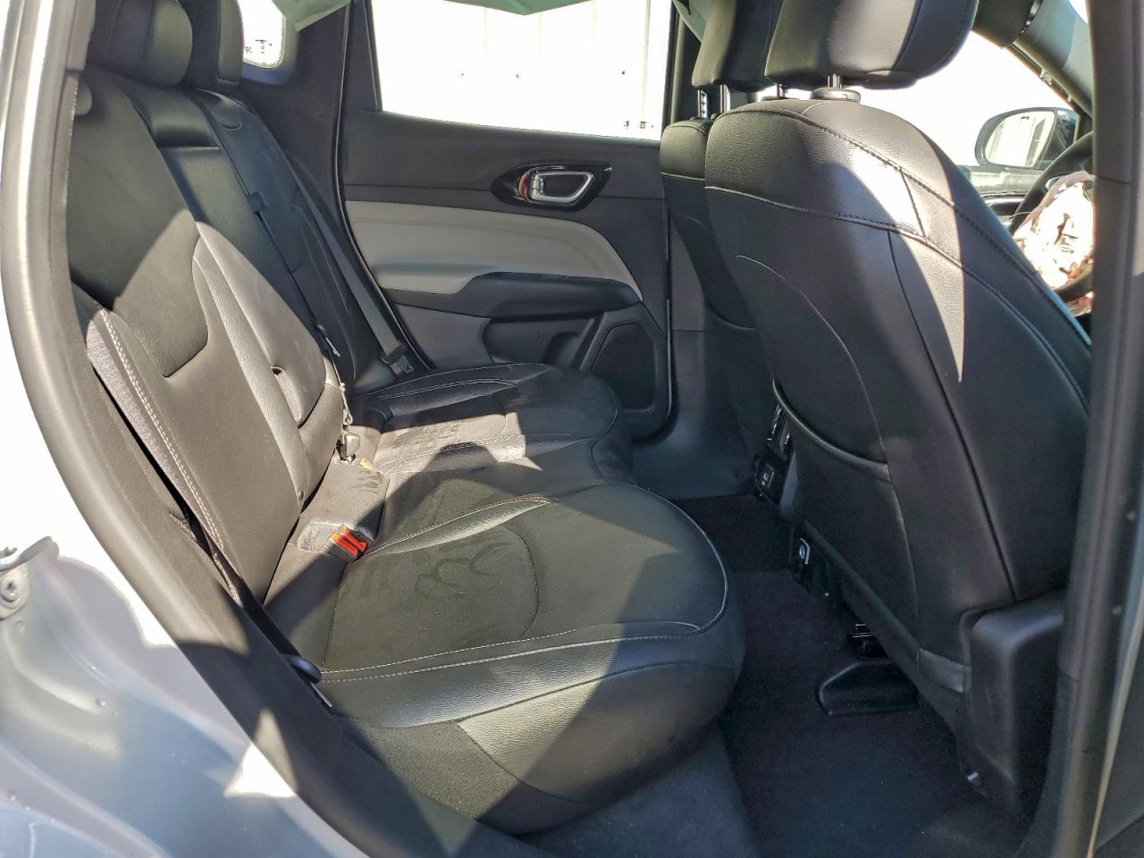 2025 Jeep Compass Limited VIN: 3C4NJDCN0ST511571 Lot: 96466025