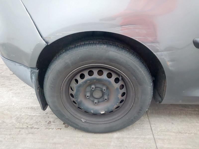 2005 VOLKSWAGEN GOLF 1.4 S 3DR [AC]