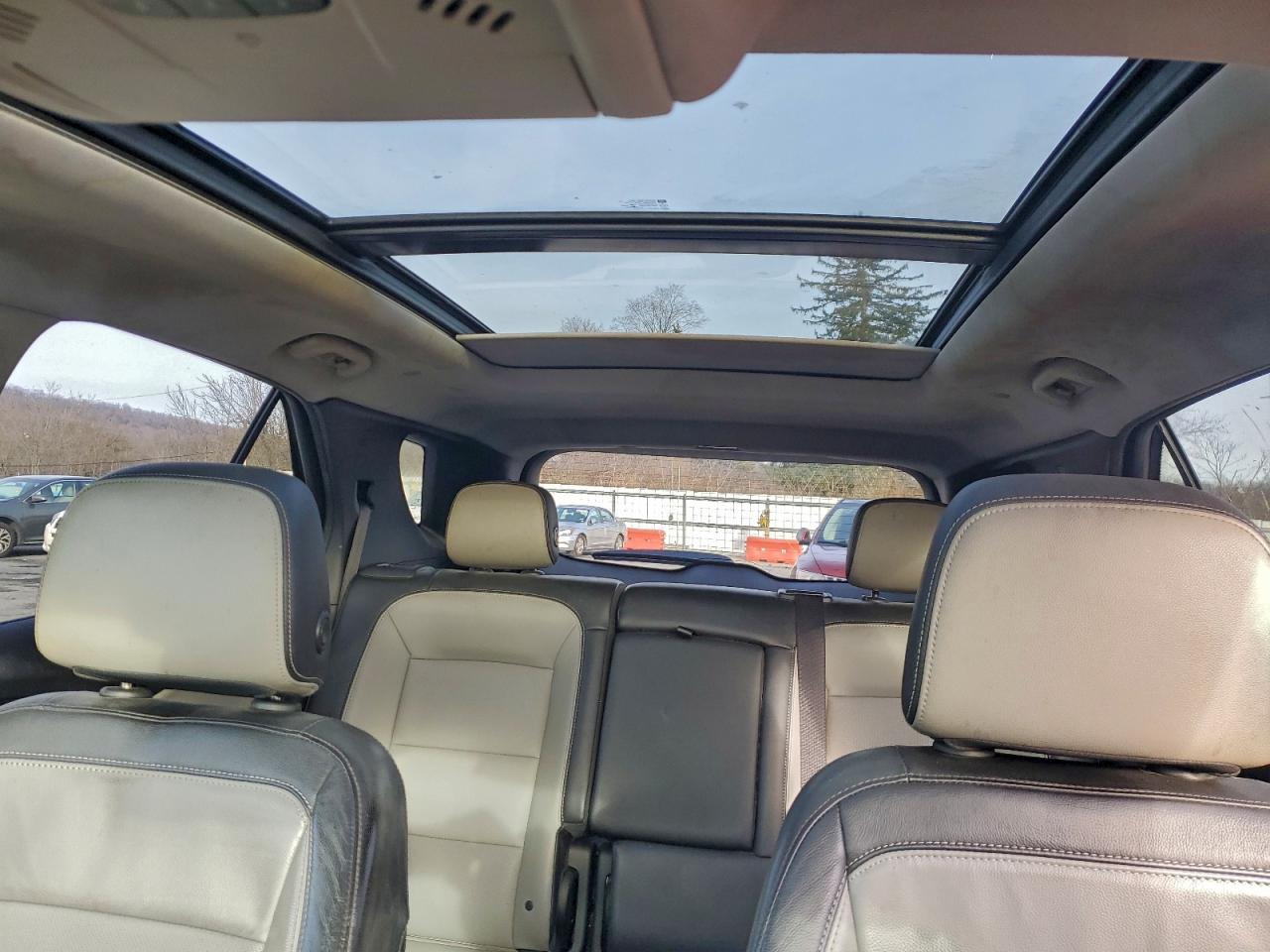 2018 Chevrolet Equinox Premier VIN: 2GNAXWEX7J6144637 Lot: 95050105