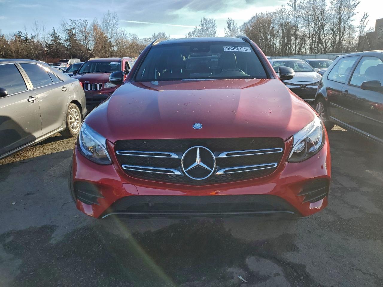 Фото: WDC0G4JB7GF109396