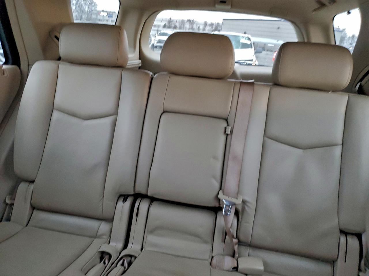 2004 Cadillac Srx VIN: 1GYDE637240130330 Lot: 96100815