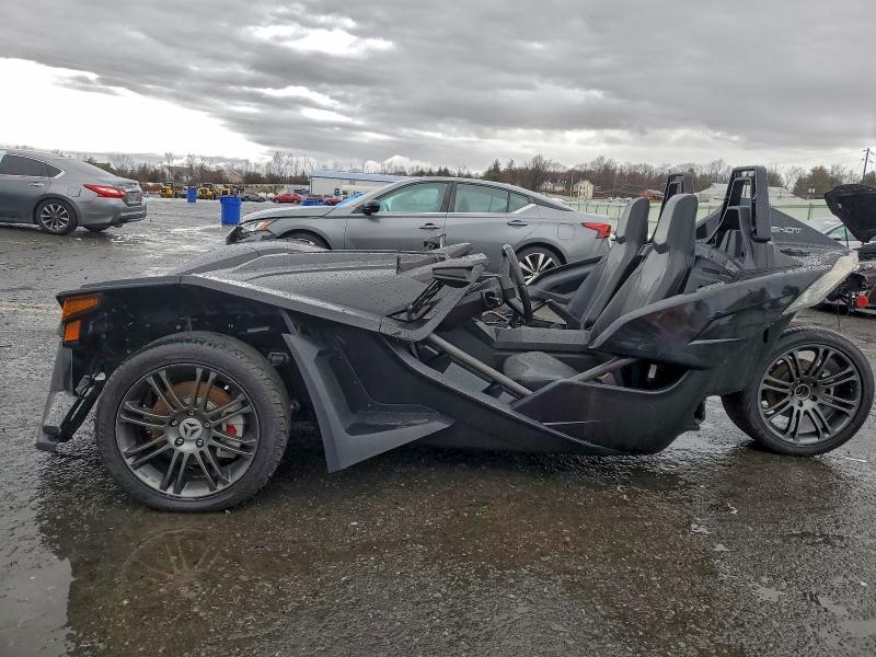 2018 POLARIS SLINGSHOT   