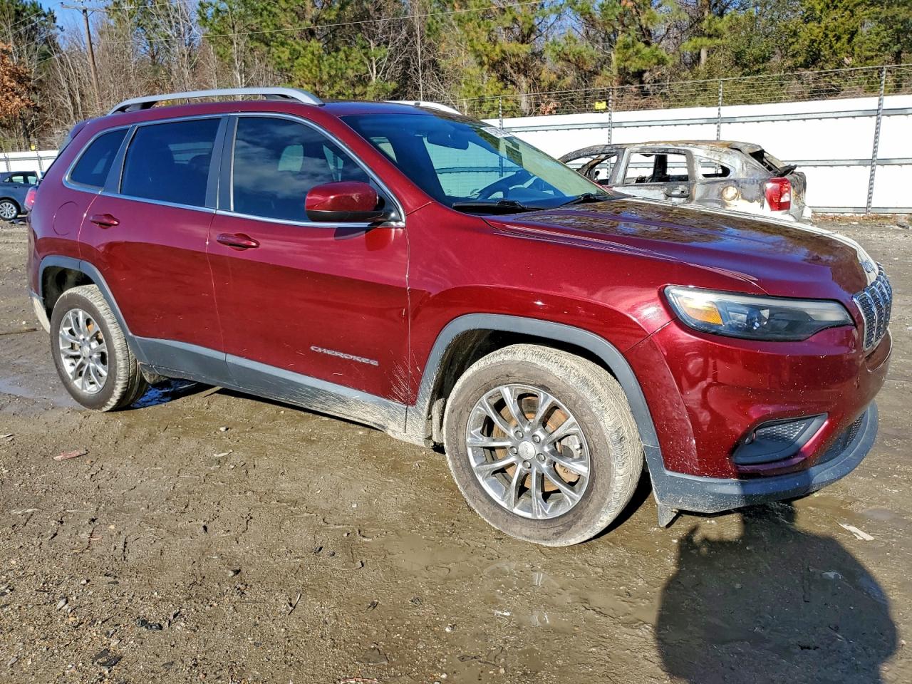 2019 Jeep Cherokee Latitude Plus VIN: 1C4PJLLB0KD226545 Lot: 97497805