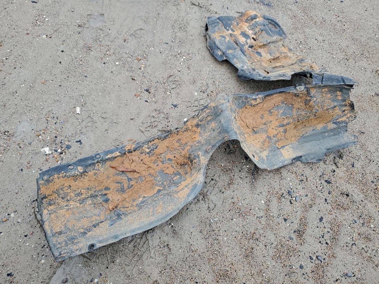 2016 Toyota Camry Le VIN: 4T1BF1FK4GU221735 Lot: 95273885