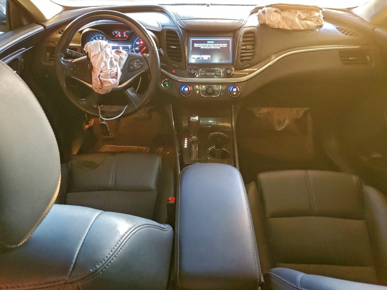 2018 Chevrolet Impala Lt VIN: 2G1105S32J9113618 Lot: 95900235