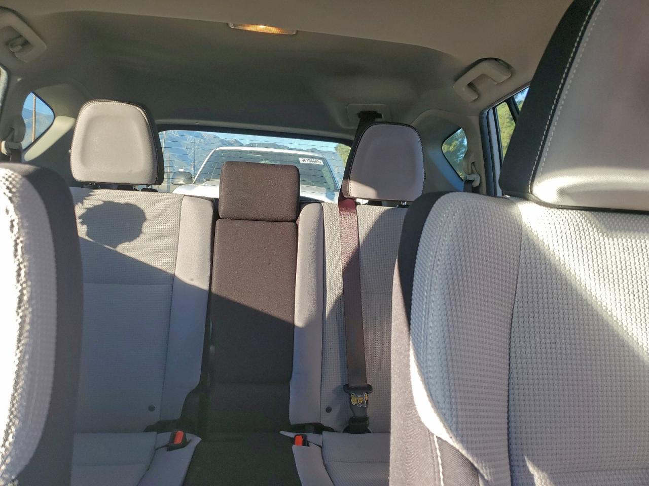 2017 Toyota Rav4 Xle VIN: JTMWFREV5HJ104555 Lot: 96308225