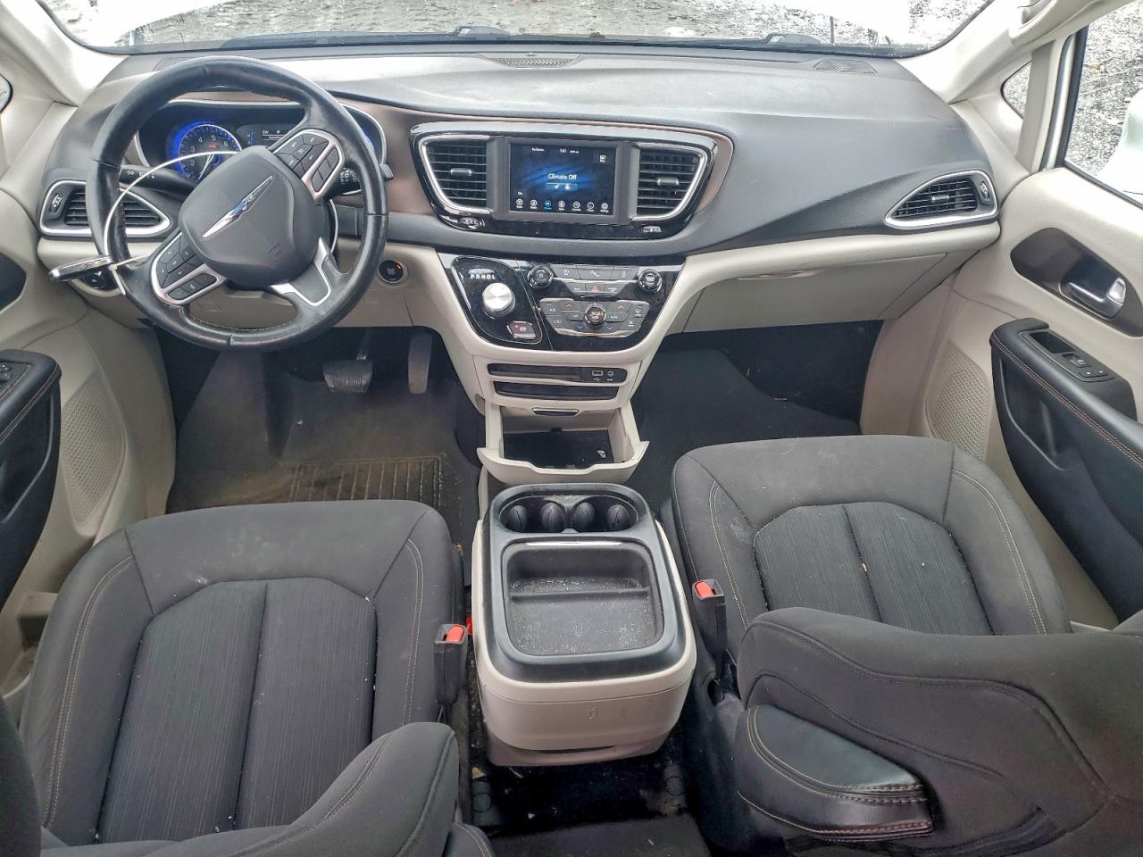 2019 Chrysler Pacifica Touring Plus VIN: 2C4RC1FG2KR588968 Lot: 94952075