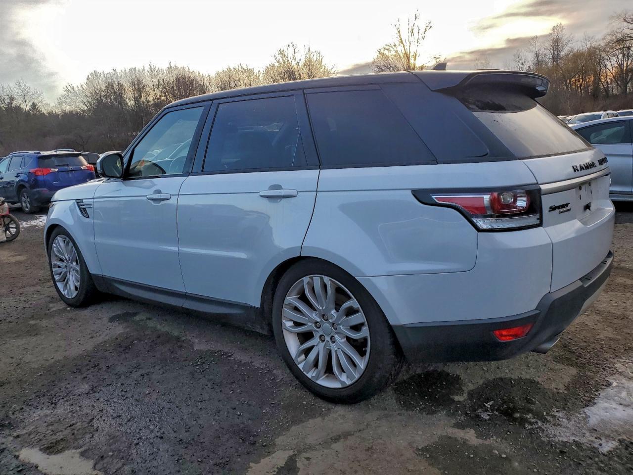 2016 Land Rover Range Rover Sport Hse VIN: SALWR2PF0GA657657 Lot: 95722185