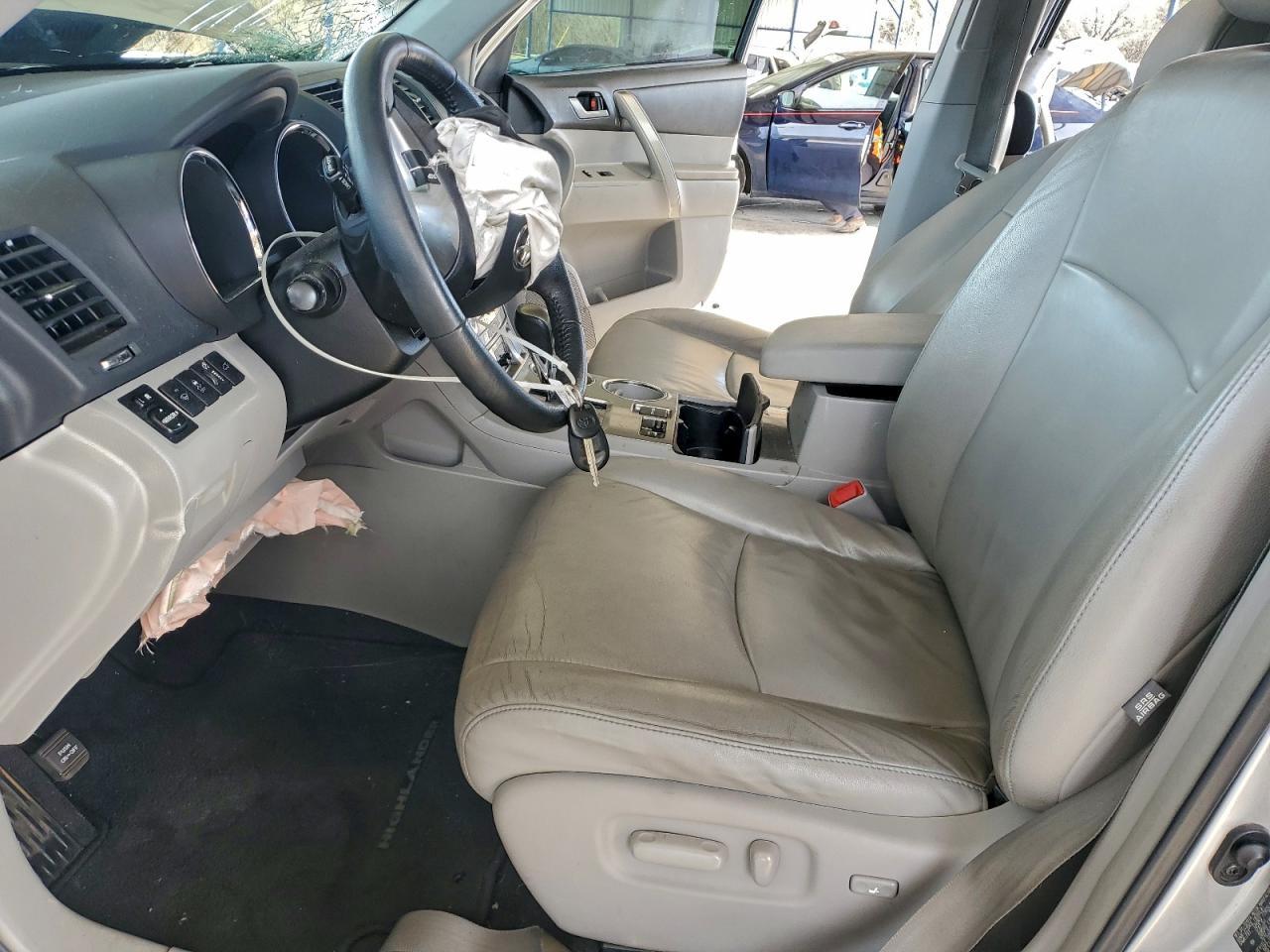 2013 Toyota Highlander Base VIN: 5TDBK3EH9DS274190 Lot: 96173645