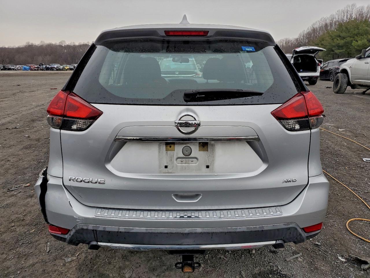 2018 Nissan Rogue S VIN: KNMAT2MV4JP540585 Lot: 96101565