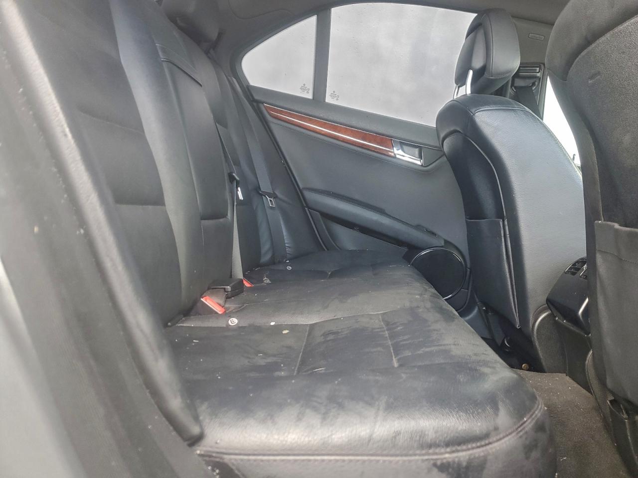 2010 Mercedes-Benz C 300 4Matic VIN: WDDGF8BBXAF479297 Lot: 94248295