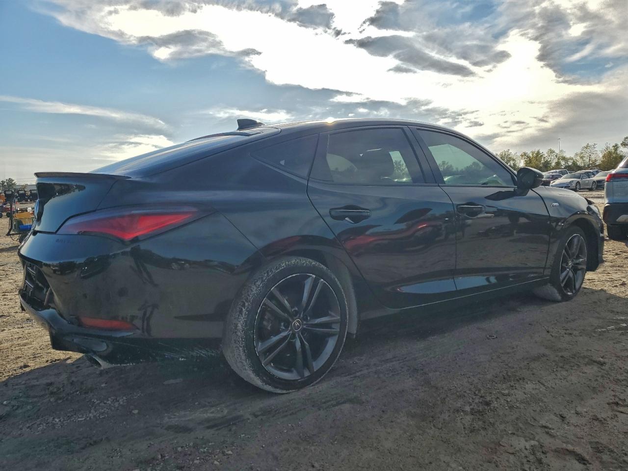 Фото: 19UDE4H66RA006848