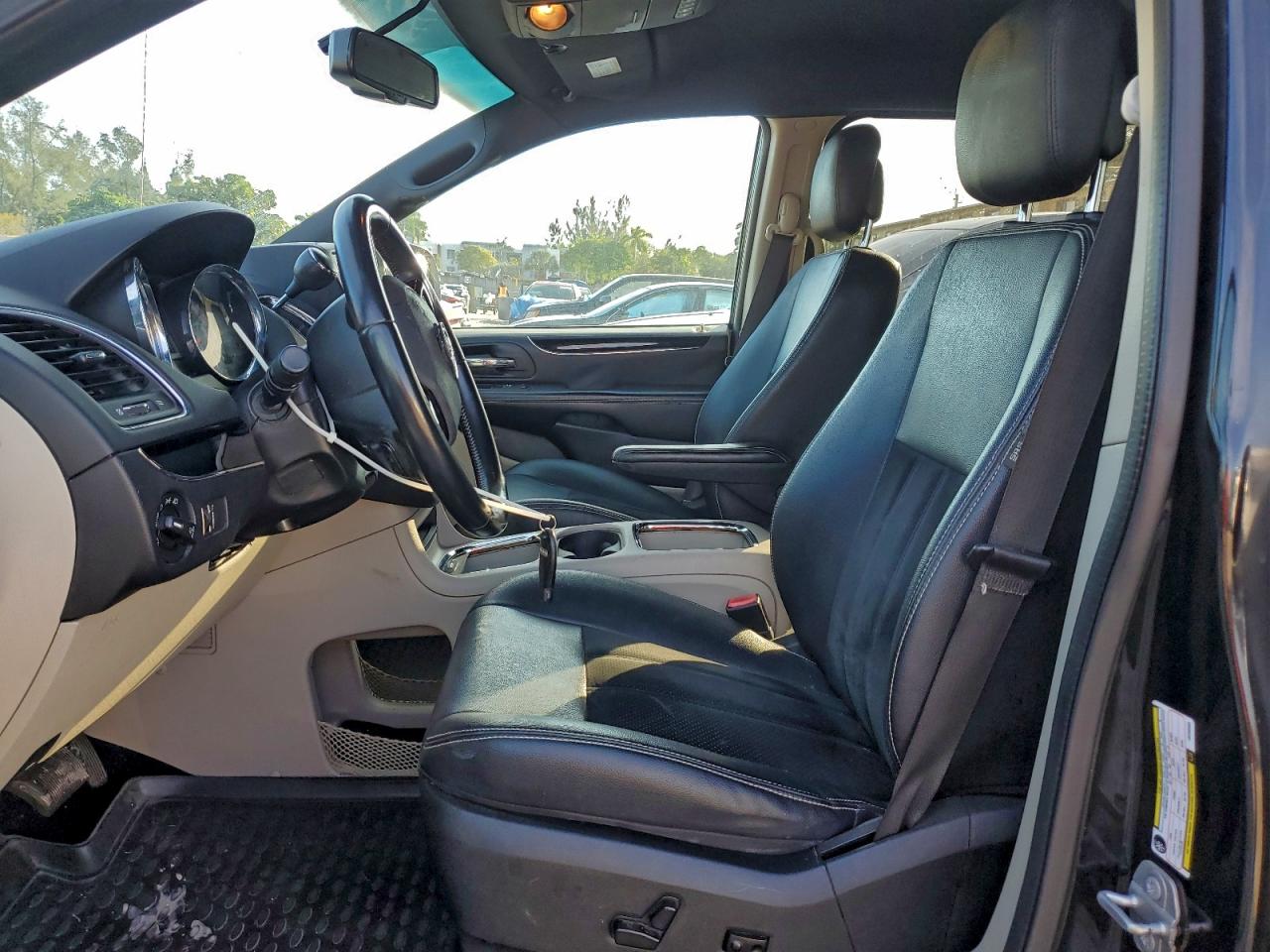 2018 Dodge Grand Caravan Sxt VIN: 2C4RDGCG6JR266966 Lot: 96196105