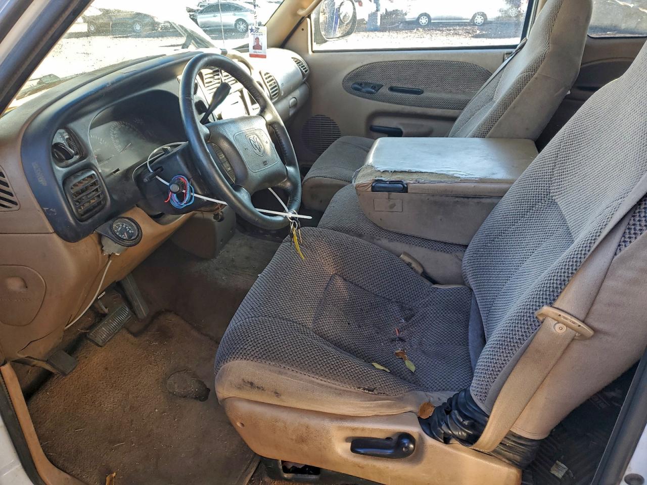 2000 Dodge Ram 2500 VIN: 1B7KC2360YJ134850 Lot: 94130195