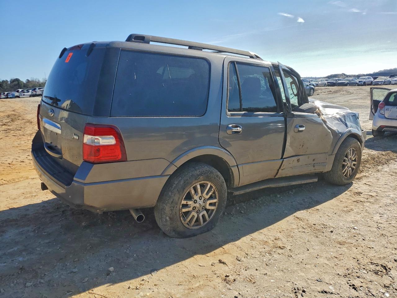 2014 Ford Expedition Xlt VIN: 1FMJU1H5XEEF02423 Lot: 94987135