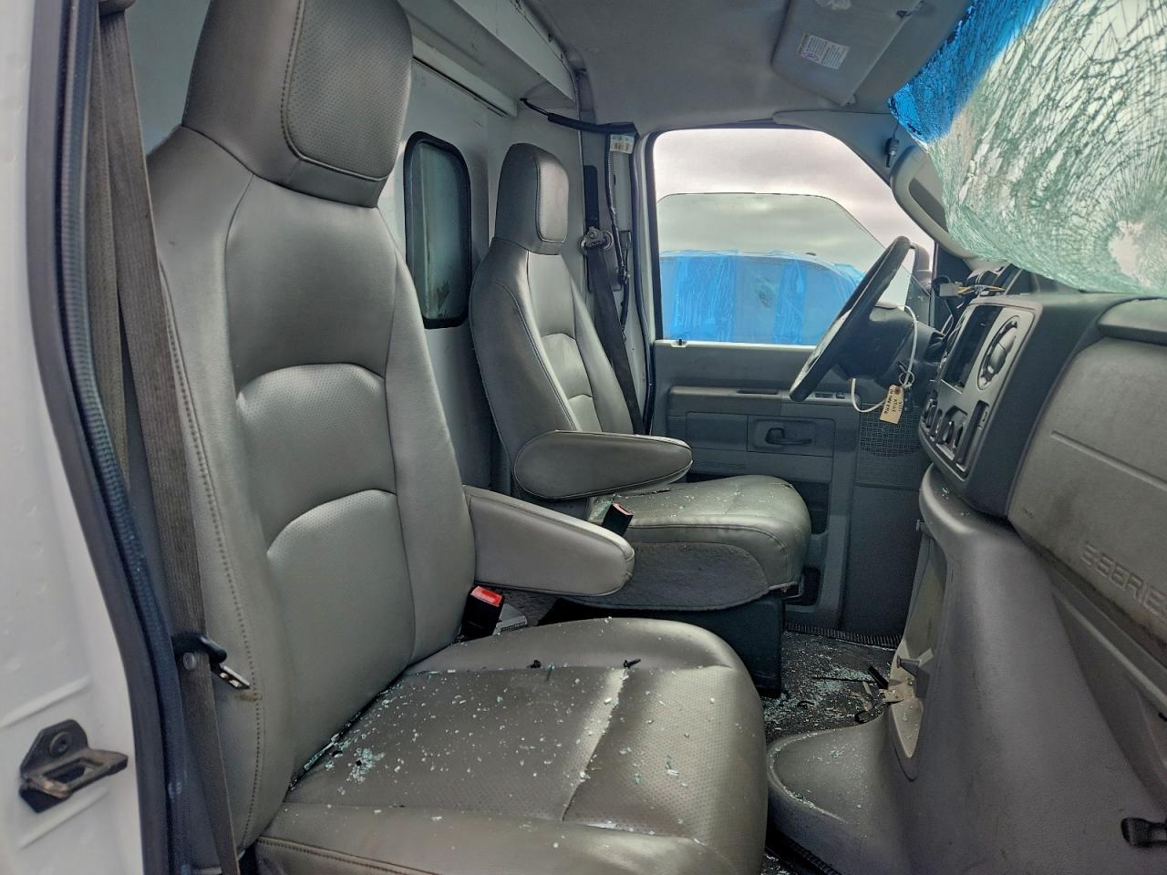 2009 Ford Econoline E350 Super Duty Cutaway Van VIN: 1FDSE35L79DA15711 Lot: 94390905