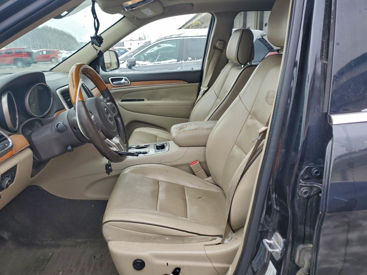 2011 Jeep Grand Cherokee Overland VIN: 1J4RR6GT1BC607746 Lot: 95562105