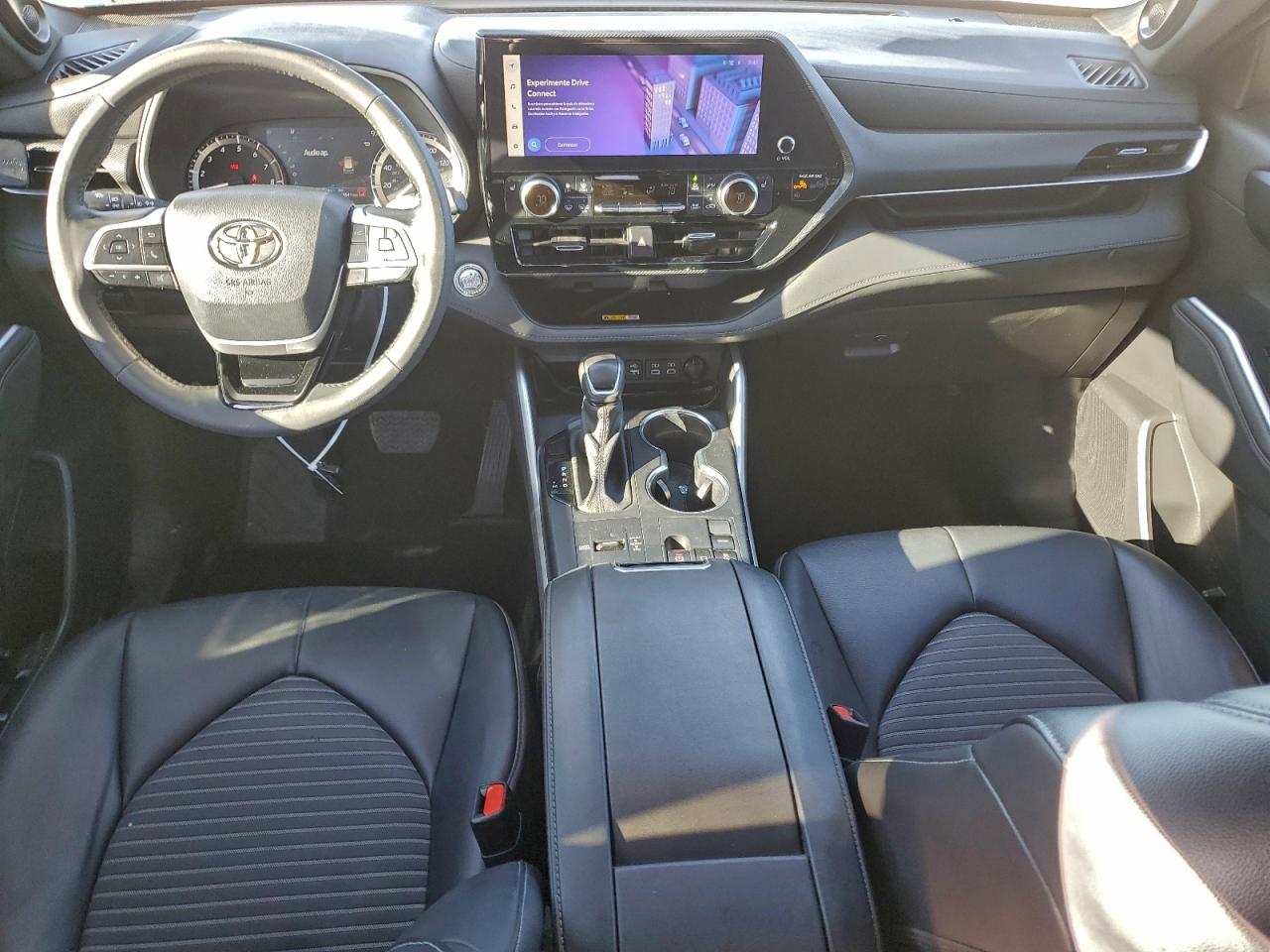 2024 Toyota Highlander Le VIN: 5TDKDRAHXRS531903 Lot: 96172075