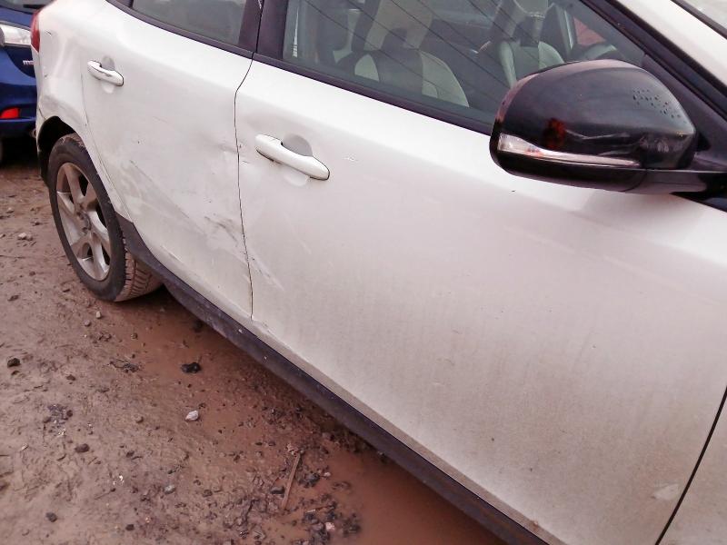 2014 VOLVO V40 D2 CROSS COUNTRY LUX 5DR POWERSHIFT