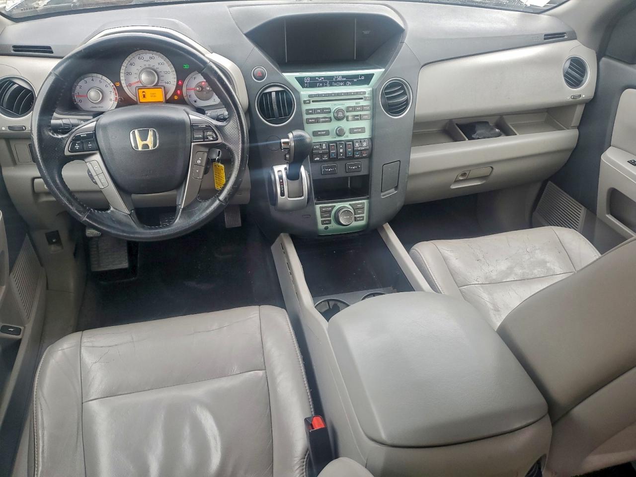 2011 Honda Pilot Exln VIN: 5FNYF3H75BB008992 Lot: 94668965