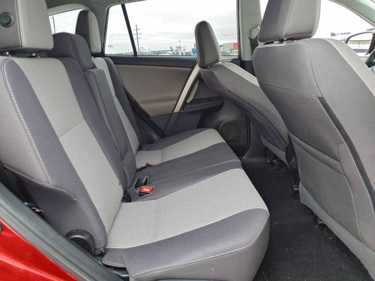 2015 Toyota Rav4 Xle VIN: 2T3RFREV8FW381387 Lot: 94701395