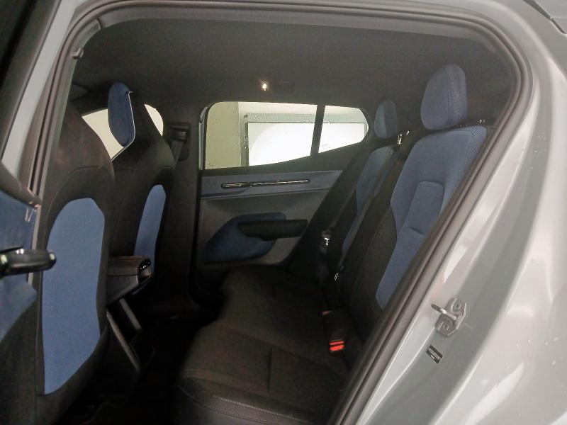 2025 VOLVO EX30 200KW SM EXTENDED RANGE PLUS 69KWH 5DR AUTO