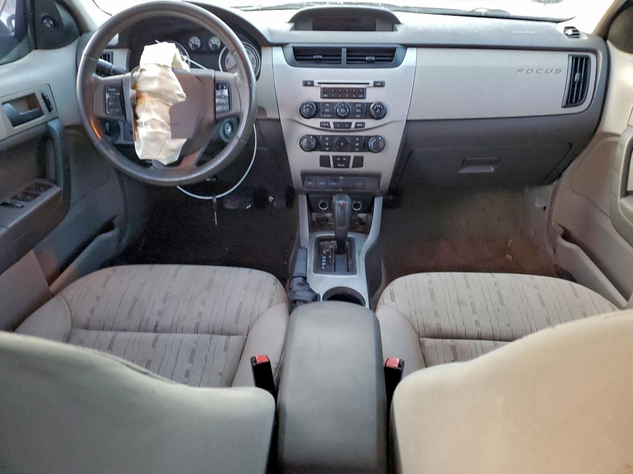 2008 Ford Focus Se VIN: 1FAHP35NX8W157165 Lot: 94551545