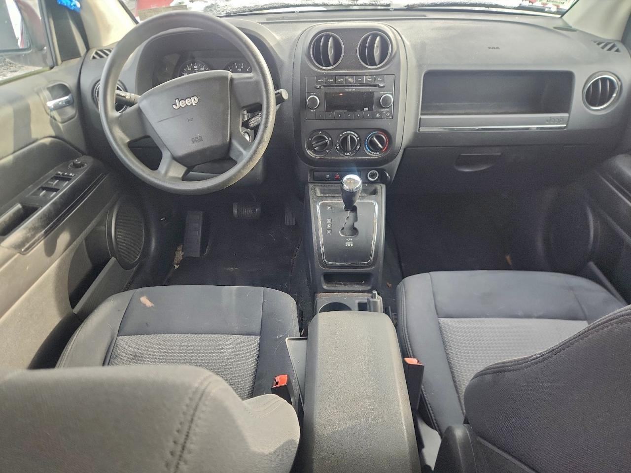 2009 Jeep Compass Sport VIN: 1J4FF47B19D213577 Lot: 95202145