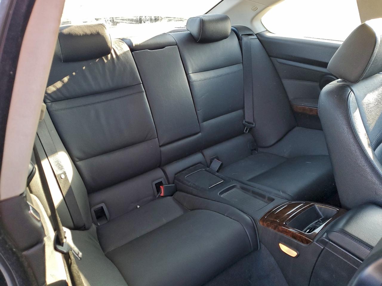 Фото: WBAWB73538P040786